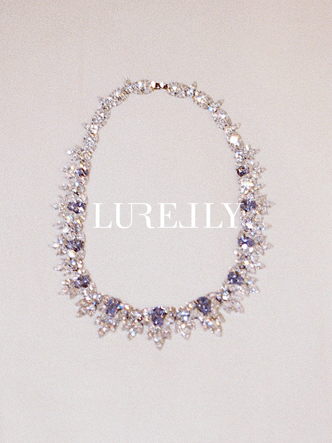 ROSE NECKLACE - Lurelly
