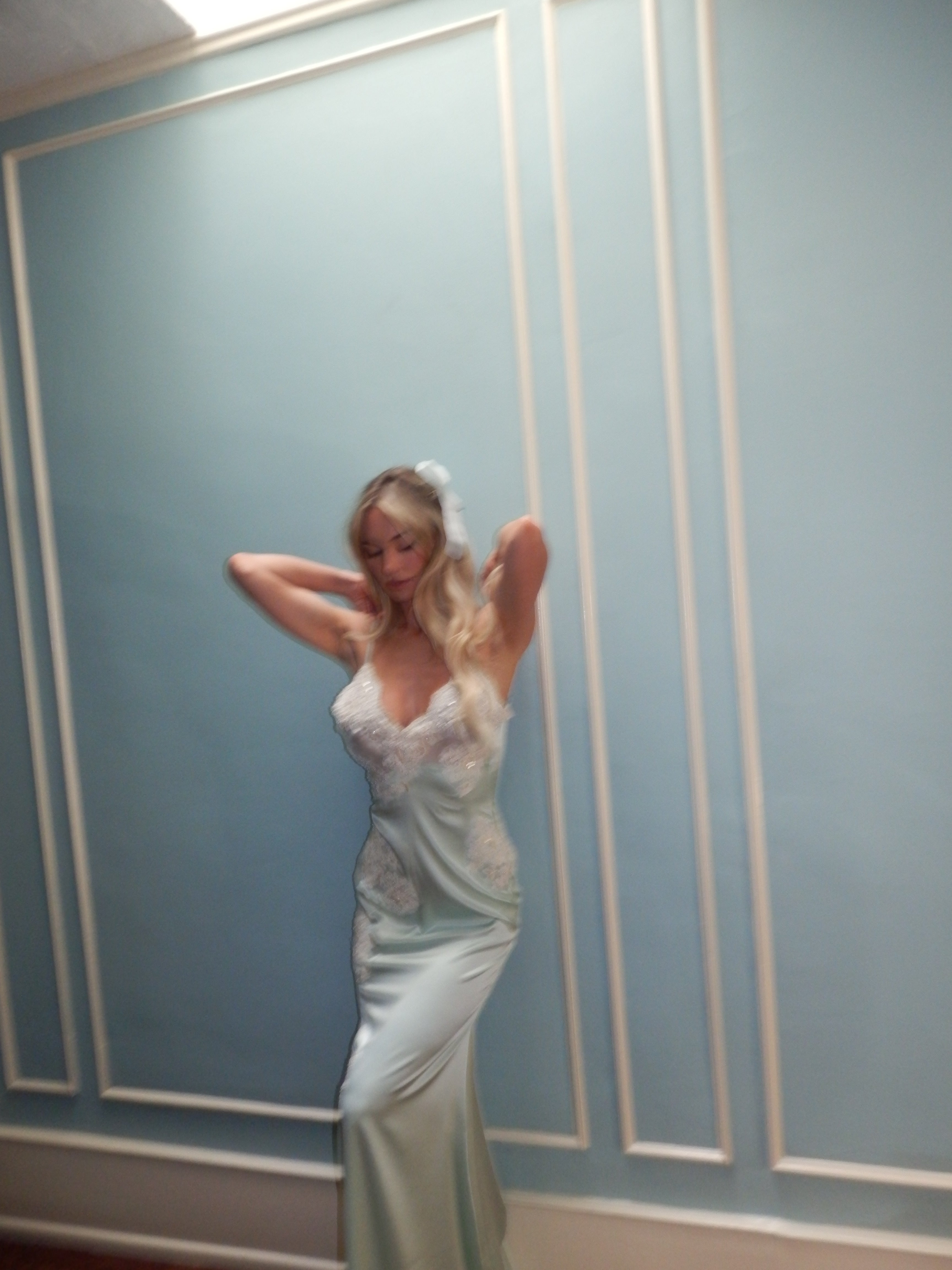 MOON SILK DRESS WHITE