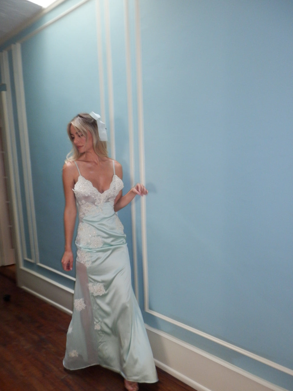 MOON SILK DRESS WHITE