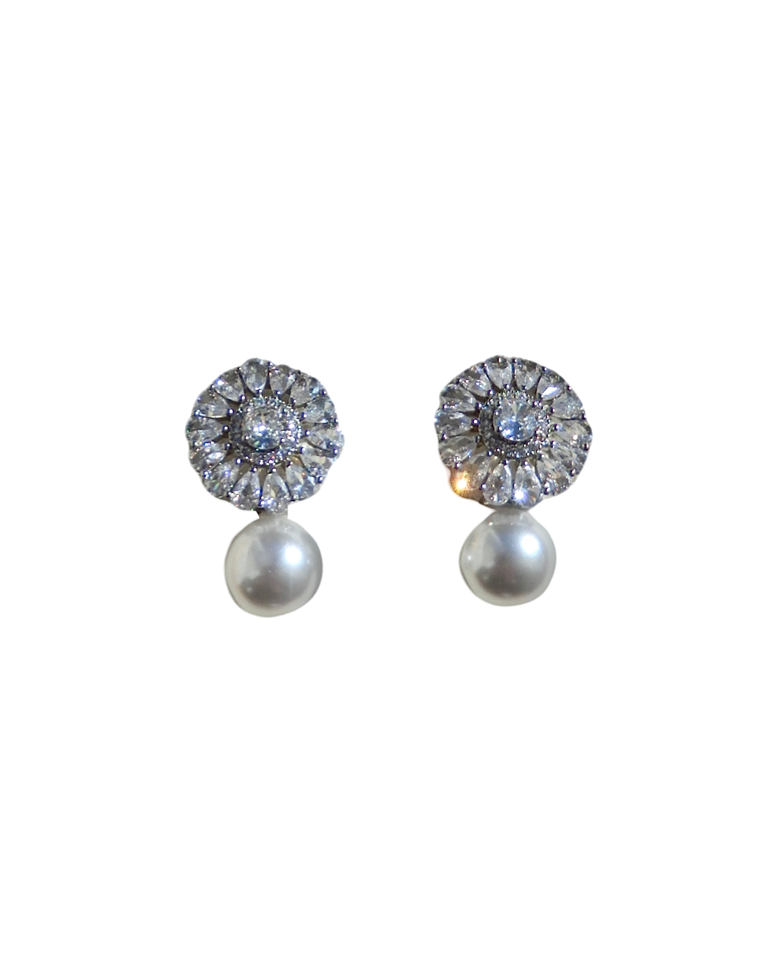 PEARL EARRINGS - SILVER - Lurelly